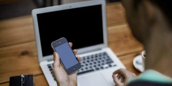 Utilizadores rede móvel angolana demonstram insatisfação nas redes sociais