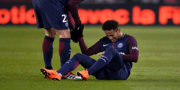 Neymar lesiona-se a uma de duelo entre PSG e Liverpool-noticiasdeangola-NA
