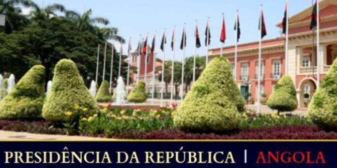 Presidência da República de Angola lança página no Facebook