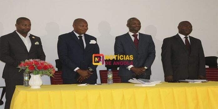 Docente universitário considera “embrionário” sistema académico de ciências em Angola