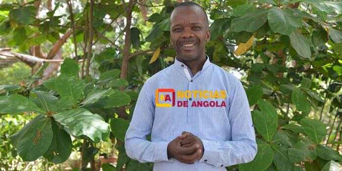 Fr, Alberto de Morais - Notícias de Angola